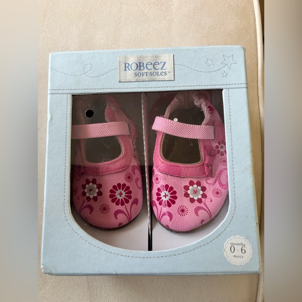 Robeez Baby Girl Soft Soles Pink Floral Size 0 6 months